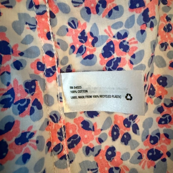 GAP Pink and Blue Button Down Shirt Floral Design - Picture 6 of 7
